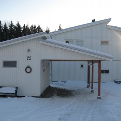 Funkiscarport med förråd