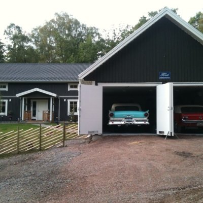 Dedikerat garage till Ford!