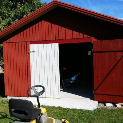 Gräsklippargarage?