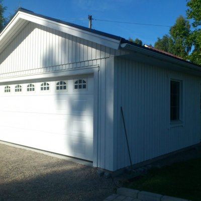 Garageport med fönster