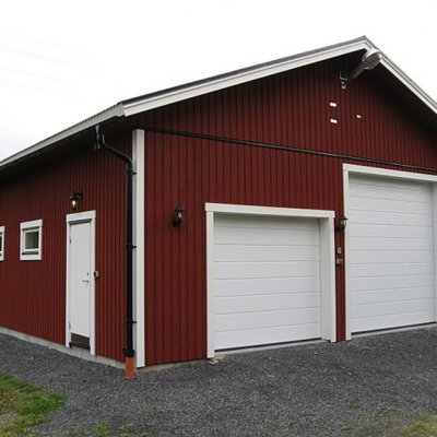 Maskinhall med olika porthöjder